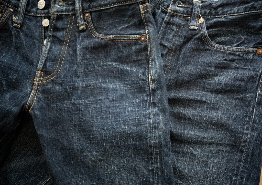 UES400ST（左） Warehouse900XX（右） 比較